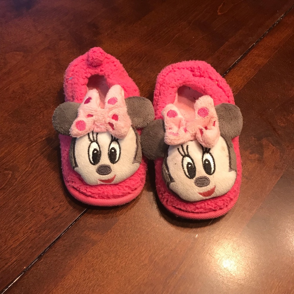 Minnie Mouse slippers
